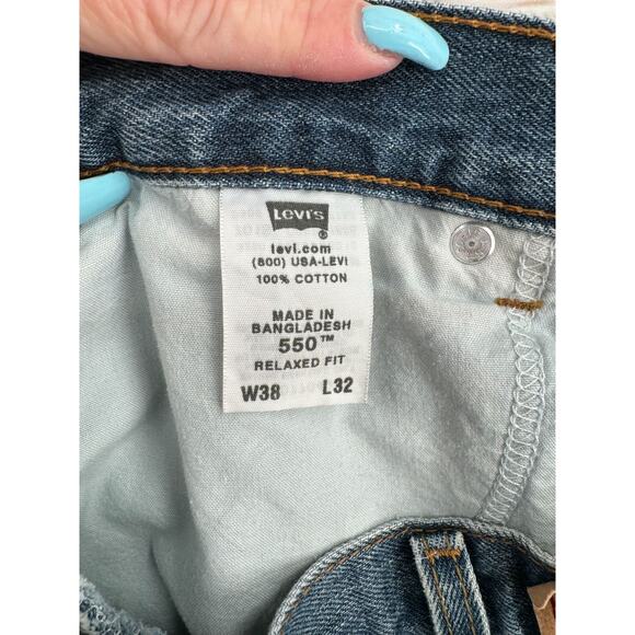 Vintage Levi's Y2K 550 Relaxed Fit Straight Jeans Men's Sz 38x32 Blue Light Wash - Picture 5 of 8